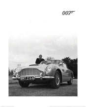 Pyramid James Bond Connery Black and White Kunstdruk 40x50cm | Posters.nl